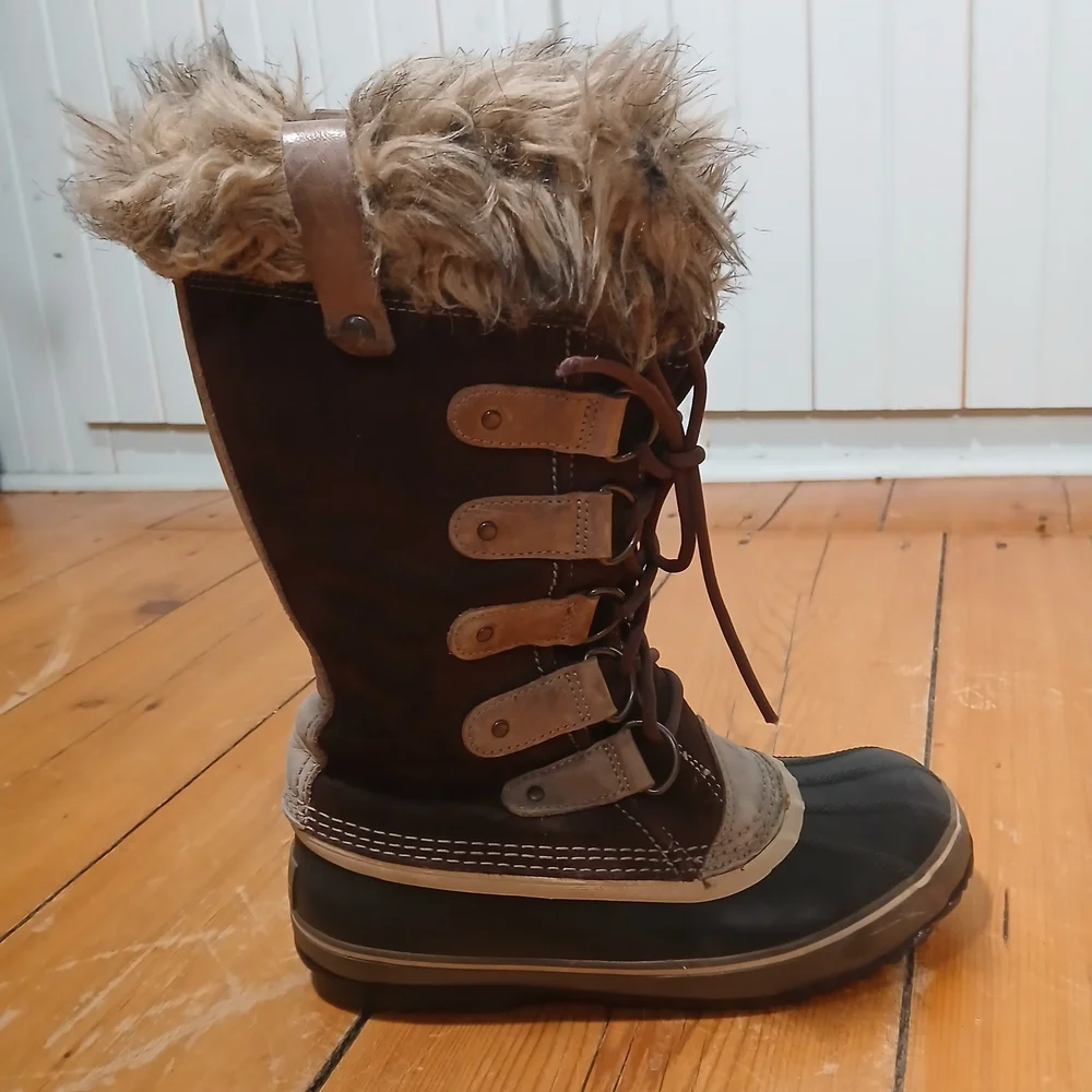 SOREL Joan of Artic Boots Brown Fur-Lined Women's Boots - Picture 3 of 9
